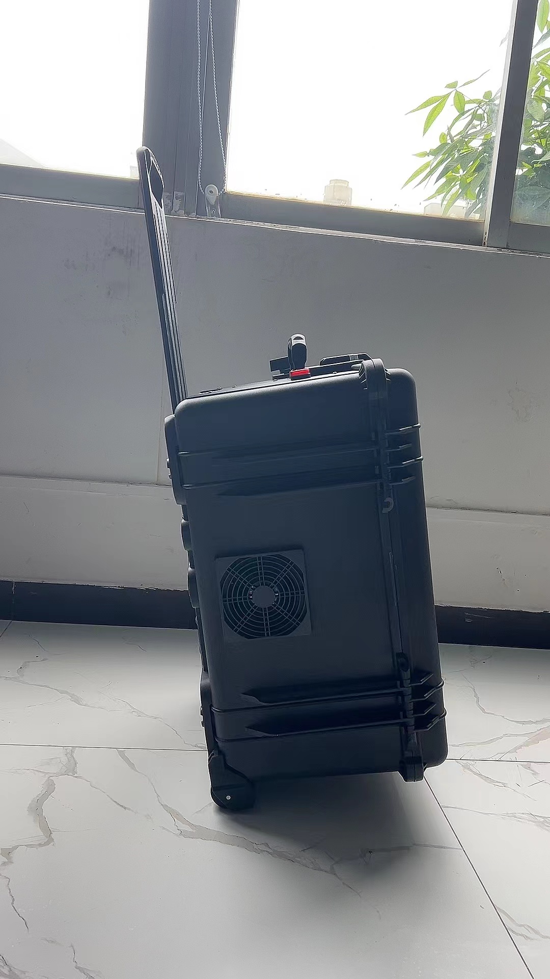 浦口手拉箱型移动通信干扰器